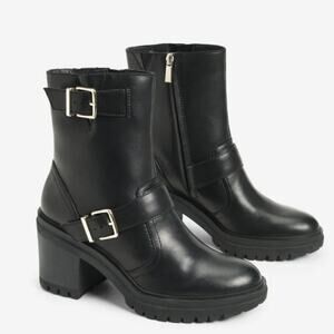 KENNETH Cole Rhode Buckled Leather Boot lug sole with Polar Grip size 8.5 new!!!
